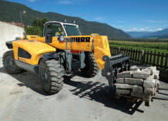 The new Liebherr telehandler powered by a John Deere Tier 2/ Stage II PowerTech 4045T engine (photo from Power Source).