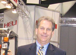 Bruce Pelynio at Heli Americas' ProMat 2007 booth.