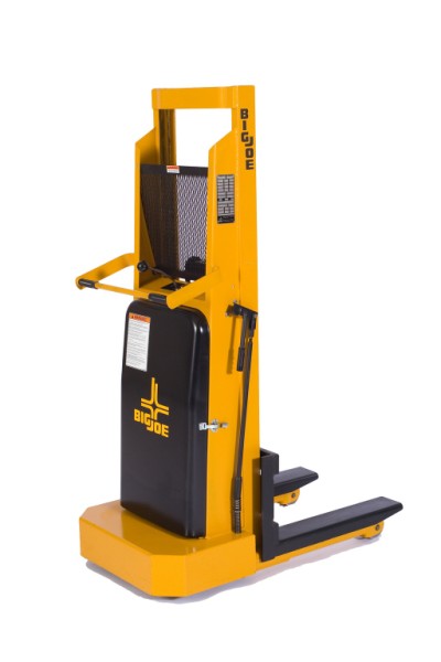 Made in the US, Big Joe Forklifts claims the IBH is the highest quality manual stacker on the market today.