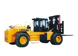 The Lift King LK43K 43,000lb-capacity forklift.