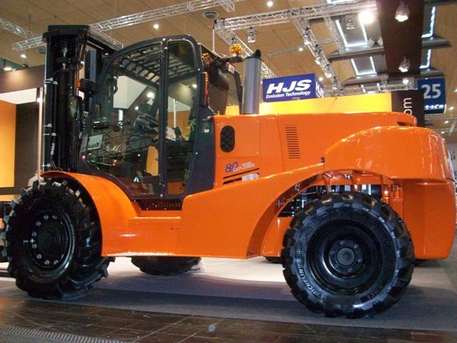 The Mast Explorer H80DA-4WD rough-terrain forklift