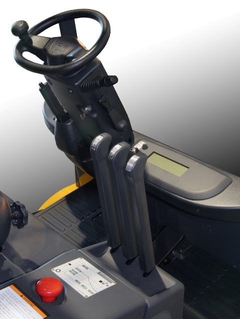Operator Compartment & Controls