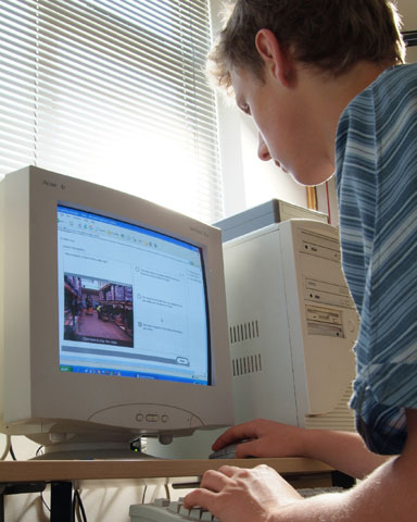 FLTA Safety 2006 delegates to trial internet safety tool