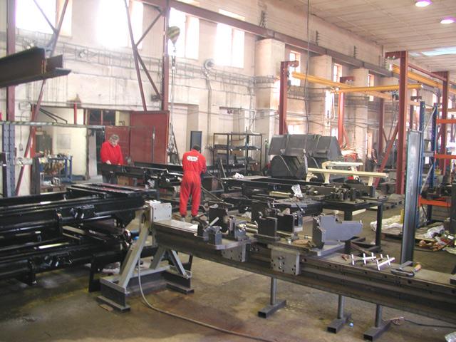 Mast production at Belet.