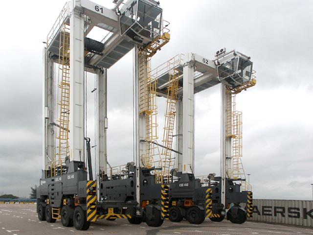 Kalmar straddle carriers for the Port of Durban.