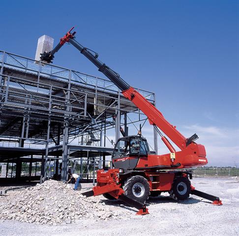 The MRT 2440 rotating telehandler.
