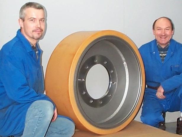 VULKOLLAN® wheel 800 x 300mm load capacity 18t for mining equipment