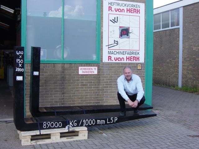 New forks can lift 22 elephants