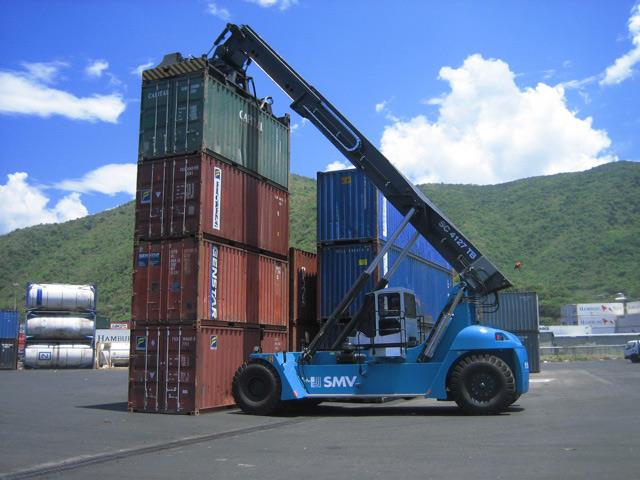 The new generation reach stacker delivered to Venezuela this month.