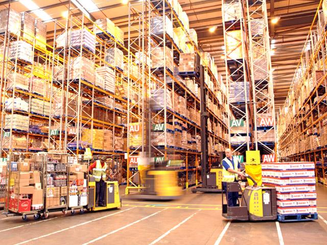 The Somerfield warehouse equipped with Atlet trucks.