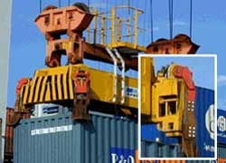 Ram Spreaders' shock absorbent system