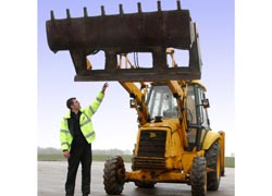 DIAMOND RAID DIGGER IN ACTION-PACKED AUCTION