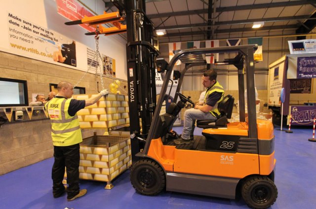 Simon Bottomley & Judge Simon Docherty at 'Fort Knox'