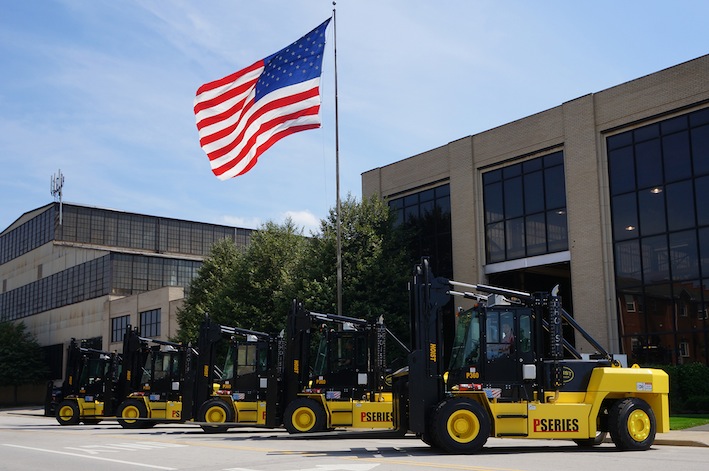 Hoist shipped five pneumatic-tyre P360 forklifts to the US Army's Sierra depot in California.