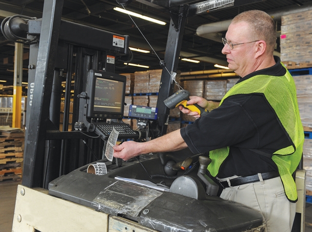 Carl Fortin, DSC Logistics IT Project Leader, set up a best practice for each facility using the Accu-Pick system.