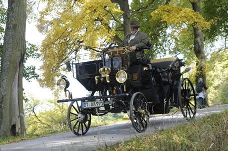 The E-Aaglander uses a 48V and 400Ah battery that lasts for eight hours of use.