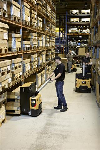 CAT NPP16-20N2 pedestrian power pallet mover. Finalist in FLTA's 2013 Awards for Excellence - Ergonomics section.