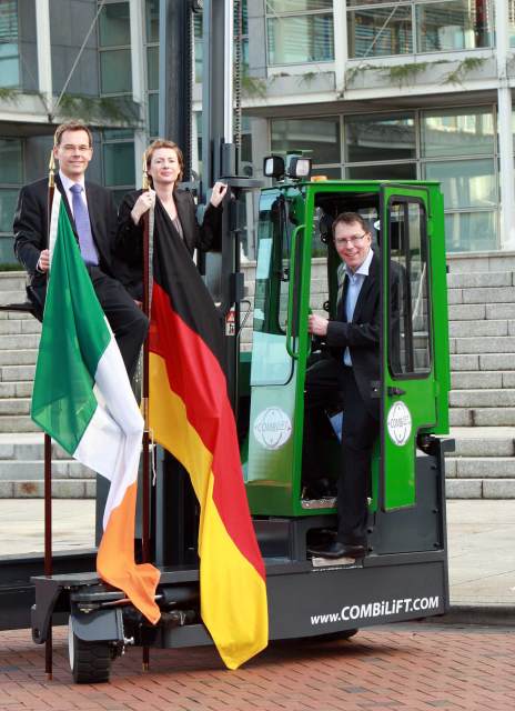 left to right: Holger Erdmann, German-Irish Chamber of Commerce; Deirdre McPartlin, Enterprise Ireland Manager for Germany, Austria and Switzerland; Martin McVicar, Combilift MD.