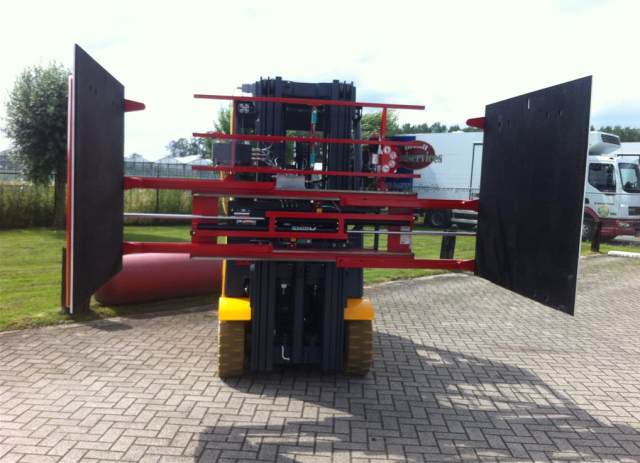 Click here to view the Carton and Appliance Clamp i-MOVE model