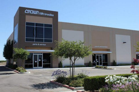 Crown opens new branch in central California